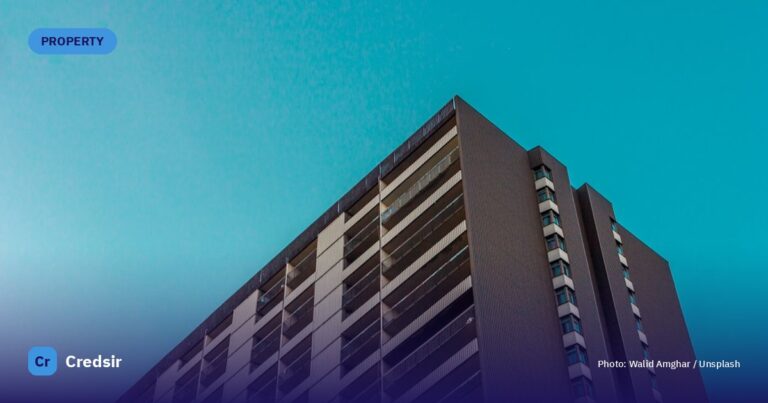 Brown concrete building during daytime — cover photo for Credsir’s BBMP Property Tax guide