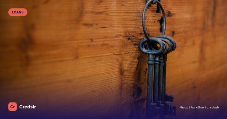 Black skeleton keys — cover photo for Credsir’s Indian Bank Gold Loan Rate guide