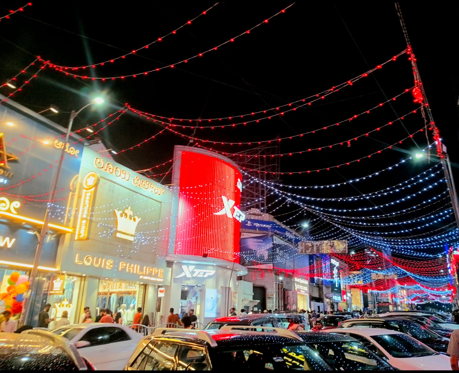 Commercial Street, Bengaluru